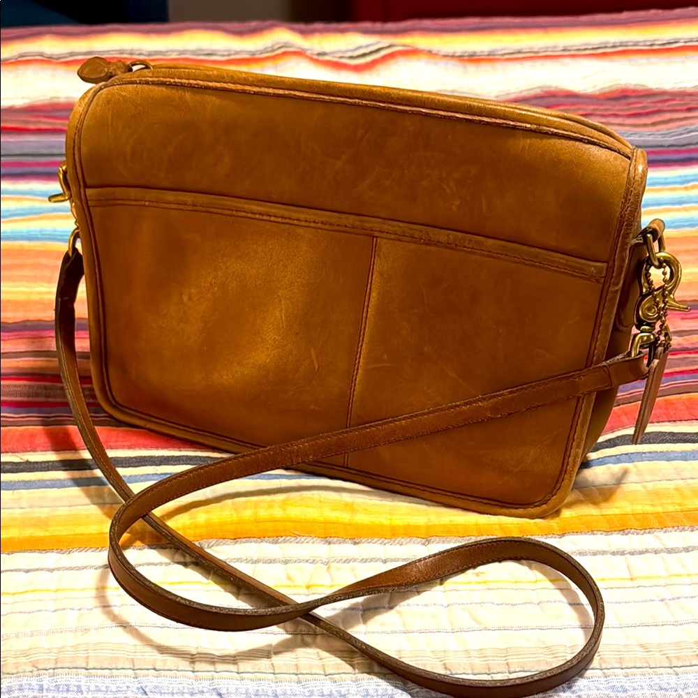 Vintage Coach Tan Leather Crossbody Bag